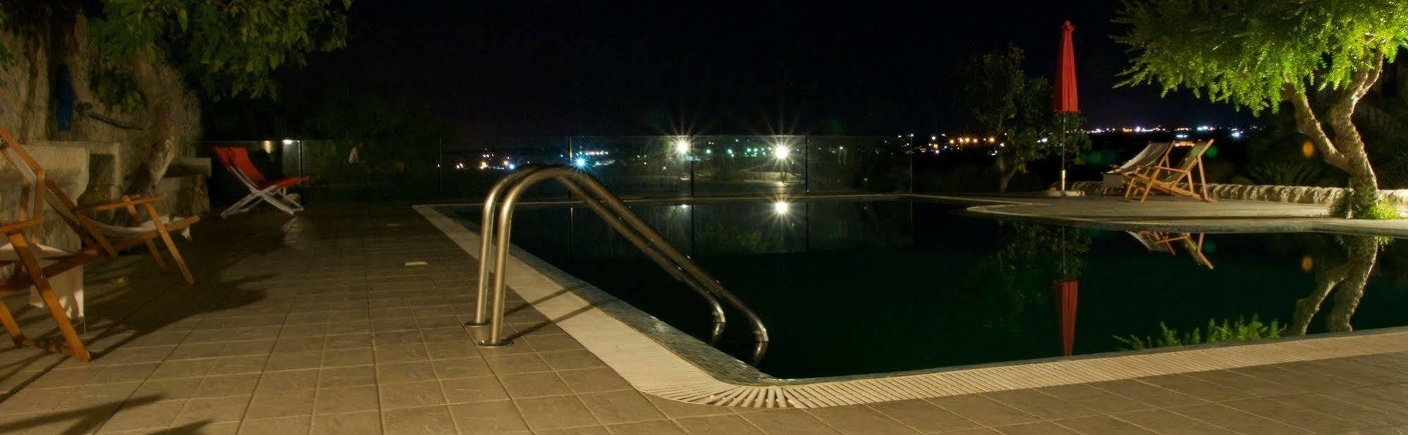 Relais Cimilla B&B Ragusa Bagian luar foto