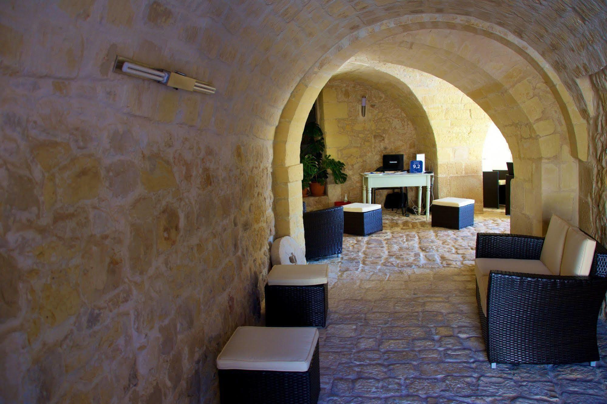 Relais Cimilla B&B Ragusa Bagian luar foto